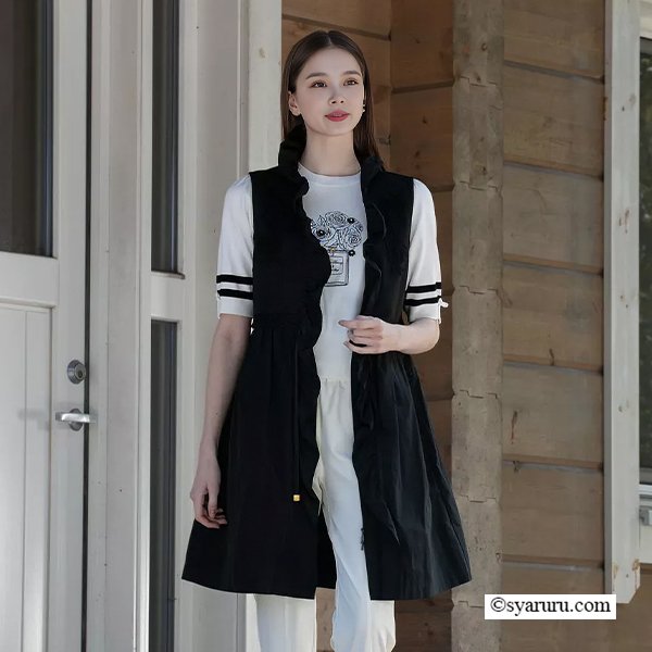 画像2: 【《新作》SuperBeauty クーポン1111(10%OFF)他　利用可】胸元バラ刺繍入りの半袖セーター (2)