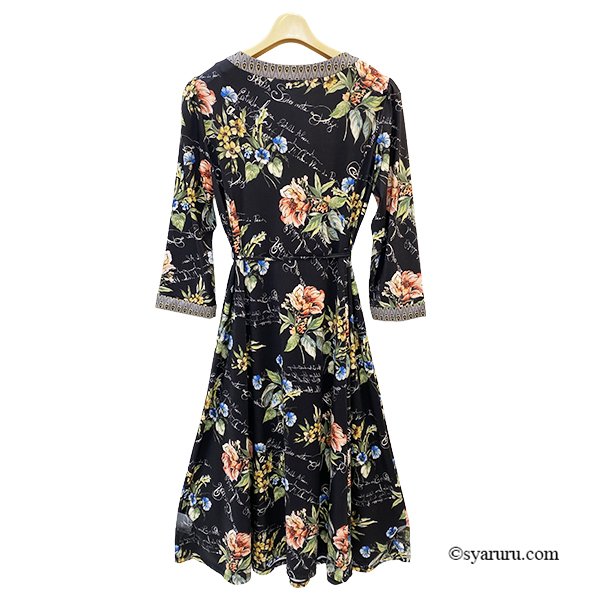 画像8: 【《新作》SuperBeauty クーポン1111(10%OFF)他　利用可】胸元スリット入り多色使い ジャージ素材七分袖ワンピース (8)