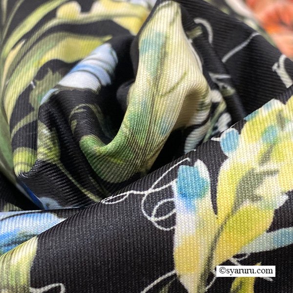 画像15: 【《新作》SuperBeauty クーポン1111(10%OFF)他　利用可】胸元スリット入り多色使い ジャージ素材七分袖ワンピース (15)