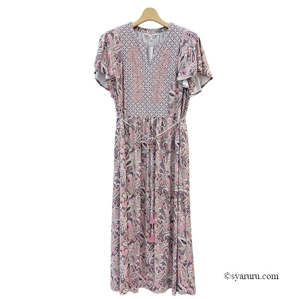 画像2: 【《新作》SuperBeauty クーポン1111(10%OFF)他　利用可】胸元レースxスリット入りペイズリー柄切替ワンピース (2)