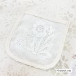 画像9: 《新作》SuperBeauty クーポン1111(10%OFF)他　利用可】ノーカラージップアップ オパール加工花柄ロングブラウス (9)